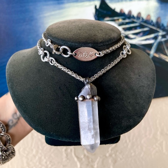 Natural raw clear crystal quartz gemstone boho goth stone charm steel necklace - Picture 11 of 16